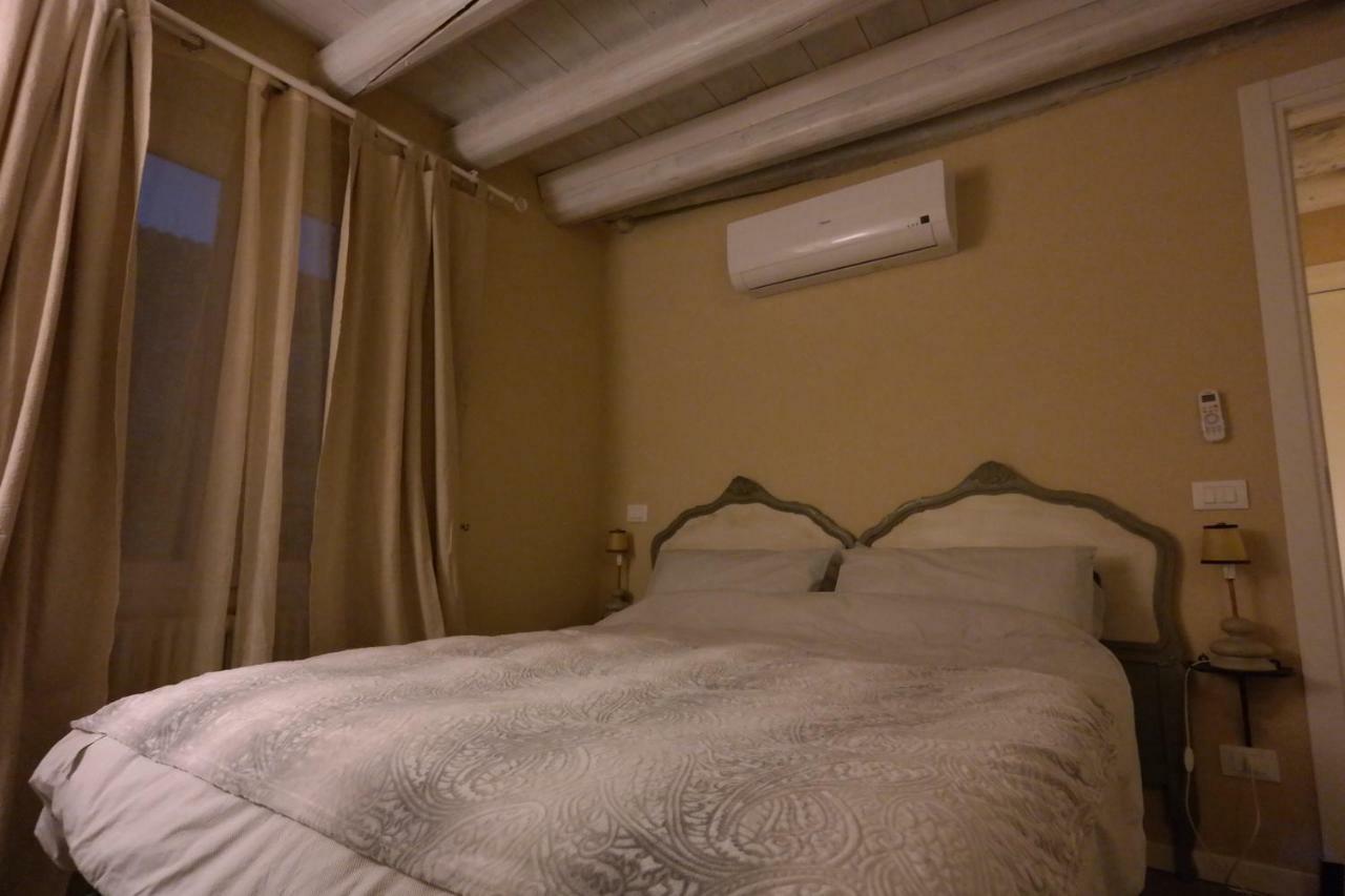 Romantic And Cozy Flat Верона Екстер'єр фото